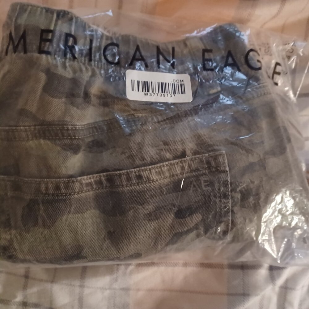 NWT American Eagle Tomgirl Camo Shorts Size 8 - Picture 5 of 5